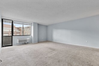 Building Photo - 1325 18th St NW