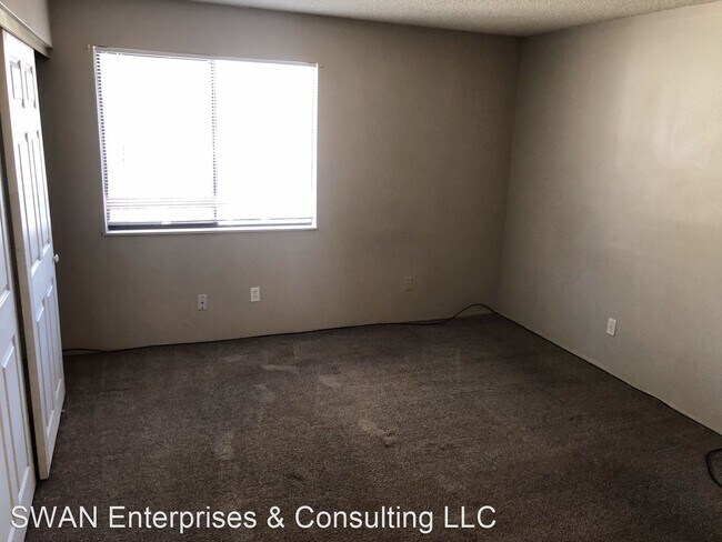 Building Photo - 3 br, 2 bath House - 18091 E. Kentucky Ave...