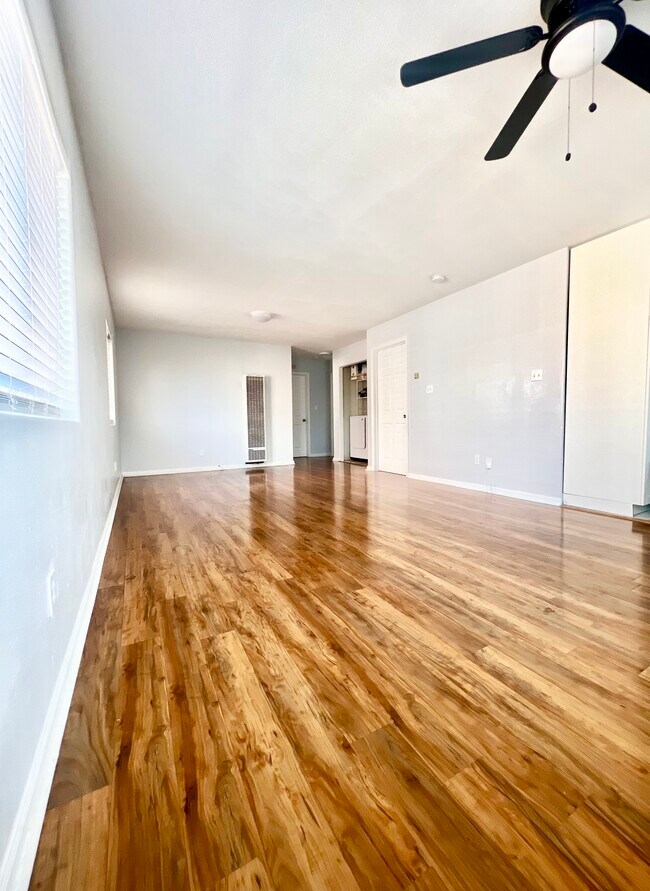 Foto del edificio - 638 E 87th St