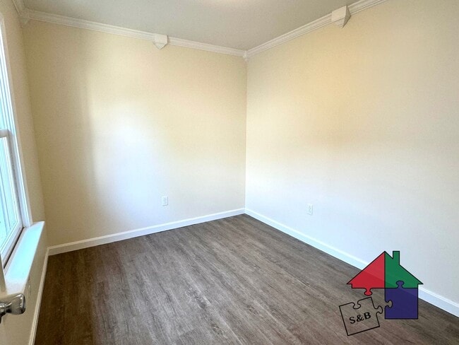 Foto del edificio - 214-216 Pine St