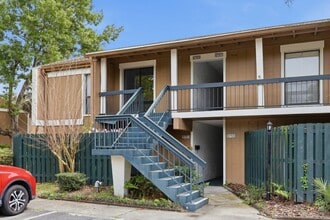 Building Photo - 8753 Como Lake Dr