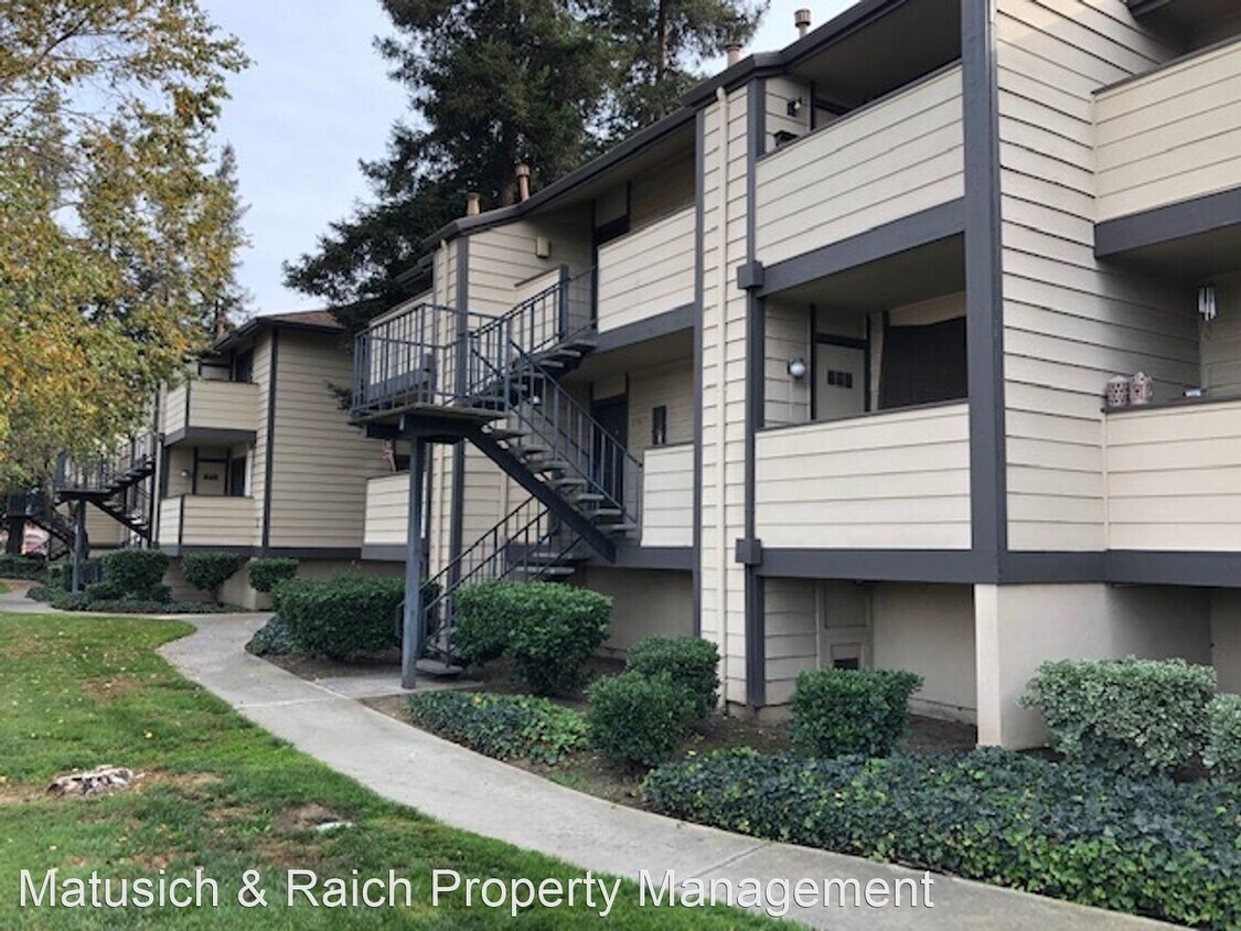 Primary Photo - 2 br, 1 bath House - 276 Stonegate Cir