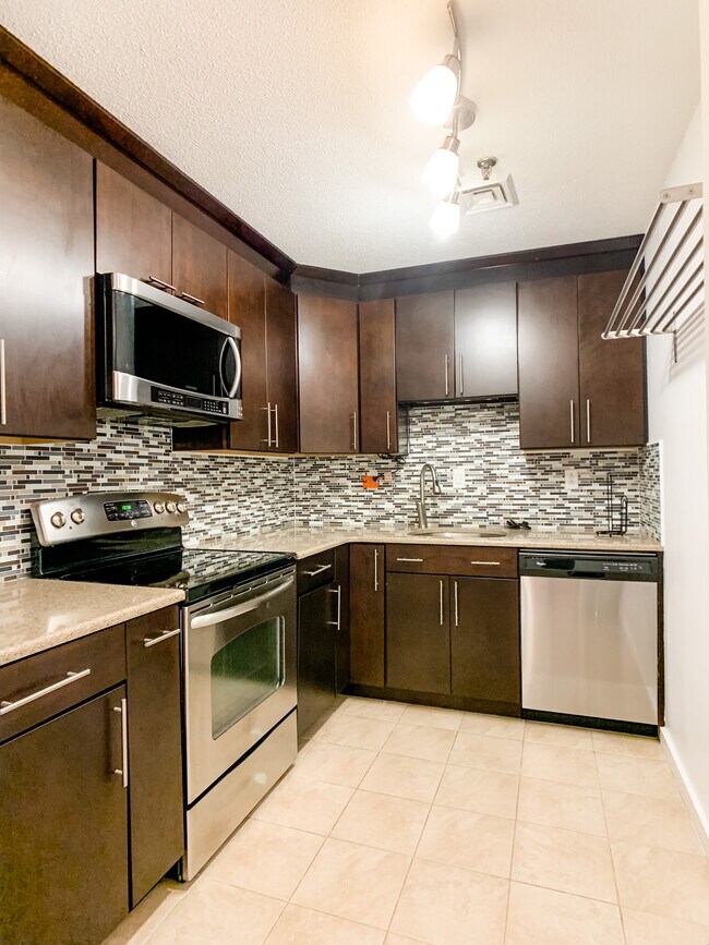 90 Quincy Shore Dr Unit 501, Quincy, MA 02171 Condo for Rent in