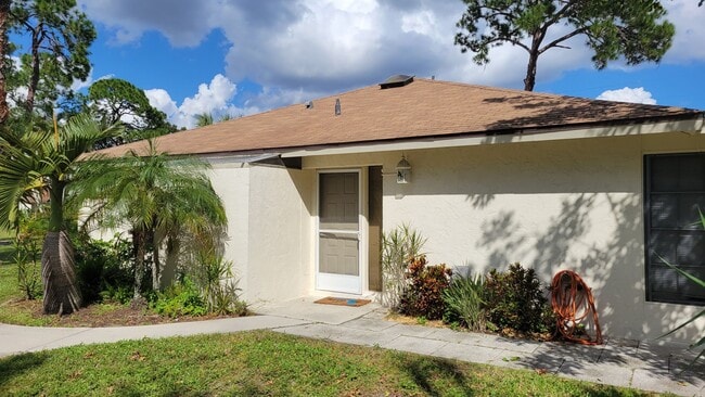 Photo - Annual unfurnished nicely renovated 2/2 villa near the Ringling Museum House