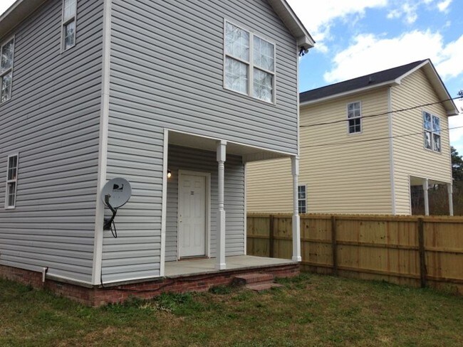 Building Photo - 2704 Leesburg Road Columbia SC 29209