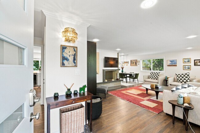 Foto del edificio - 5521 NE 63rd St