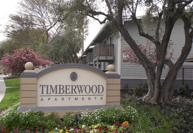 Foto del edificio - Timberwood Apartments