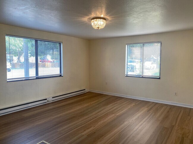 Foto del edificio - 525-525 N Markeson St