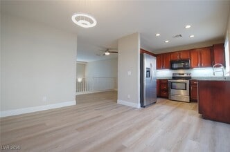 Building Photo - 8405 Tiger Woods Ave