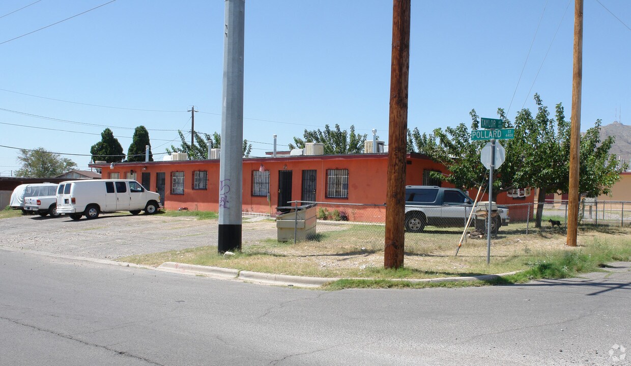 Primary Photo - 4030 Taylor Ave