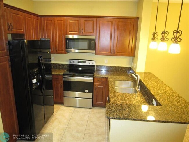 Foto del edificio - 2630 SW 81st Terrace