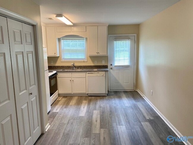 Foto del edificio - 115 Ryland Ridge Cir