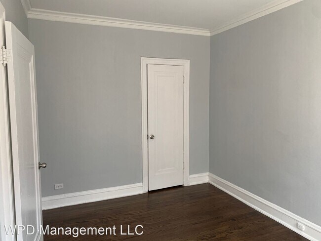 Foto del edificio - 2909 E 78th St