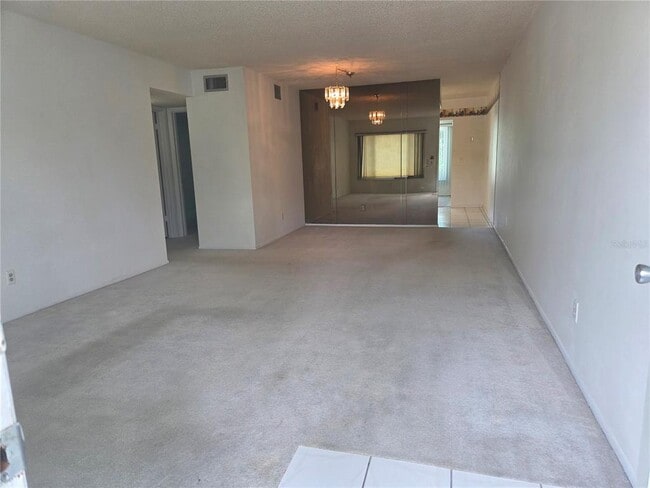 Building Photo - 2256 Philippine Dr