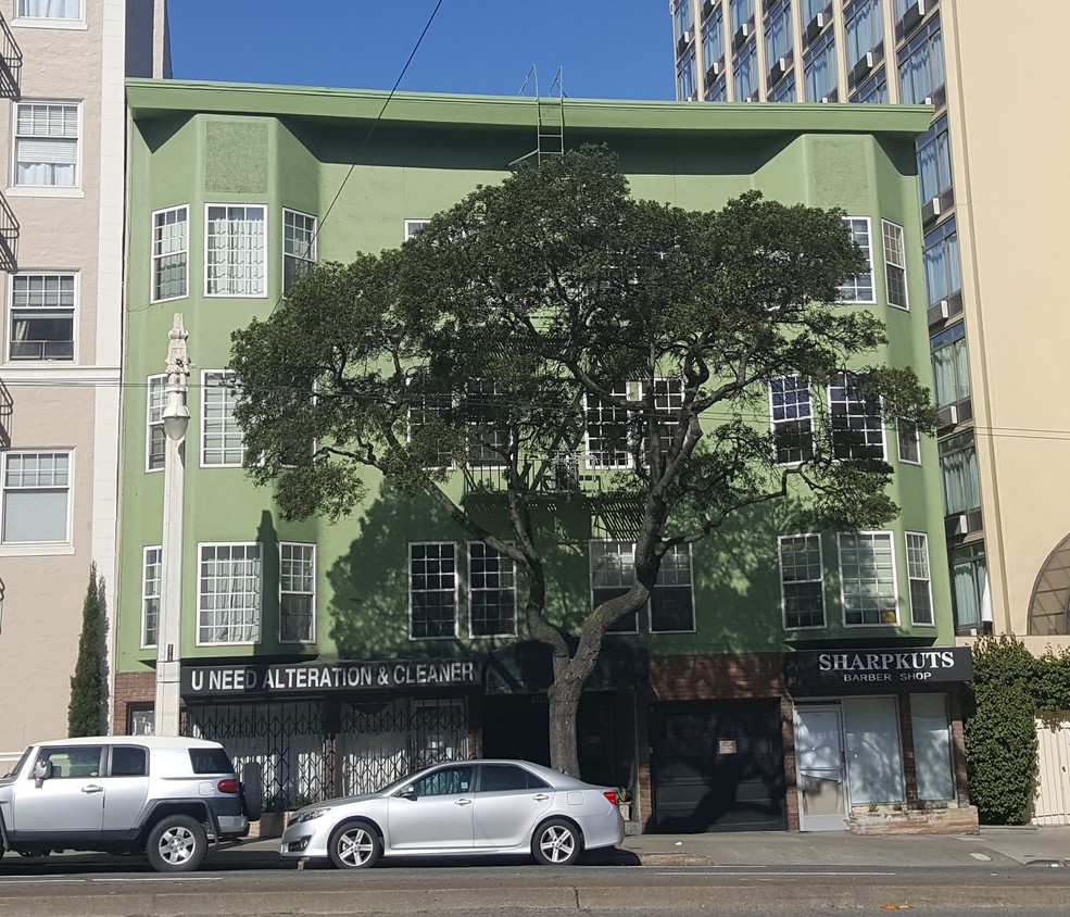 Building Photo - 2723-2727 Van Ness Ave