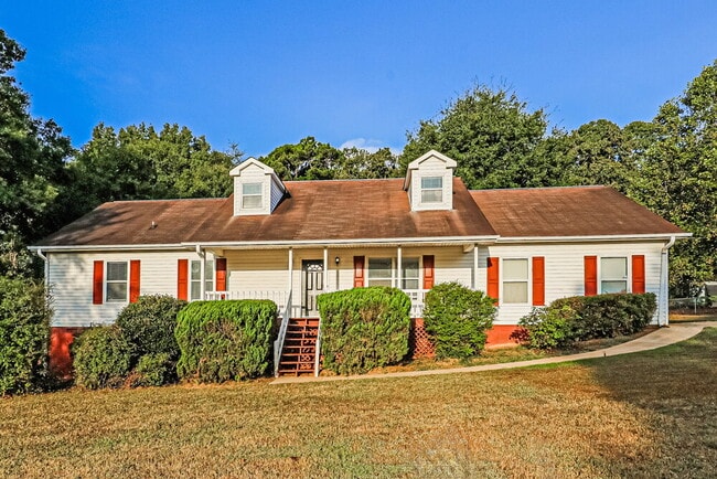 Building Photo - 234 Benton Fields