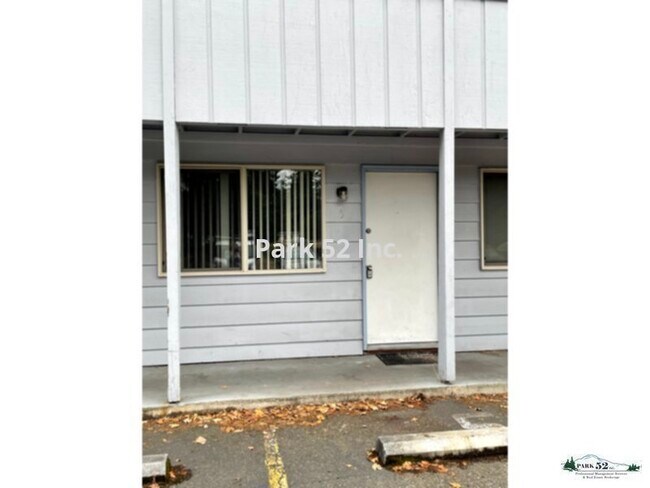 Foto del edificio - 14406 Pacific Ave S