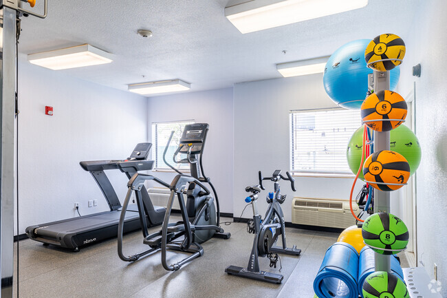 Fitness Center - Vivo Living New Braunfels II