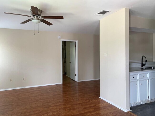 Foto del edificio - 10616 Mellow Meadow Dr