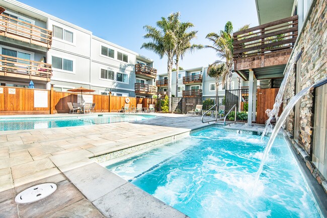 Building Photo - Oceanview