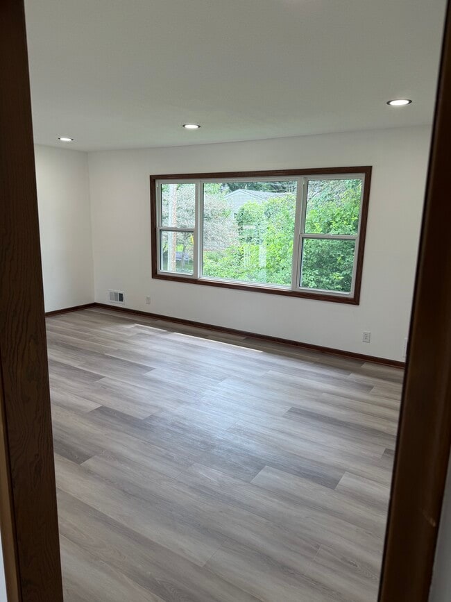 Foto del edificio - 1030 Elton Hills Dr NW