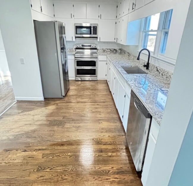 Foto del edificio - 6383 Elevation Rd