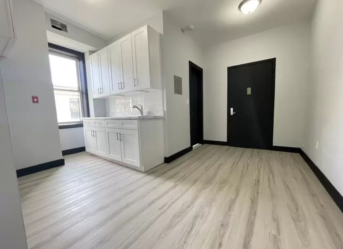 Foto principal - 122 Wade St
