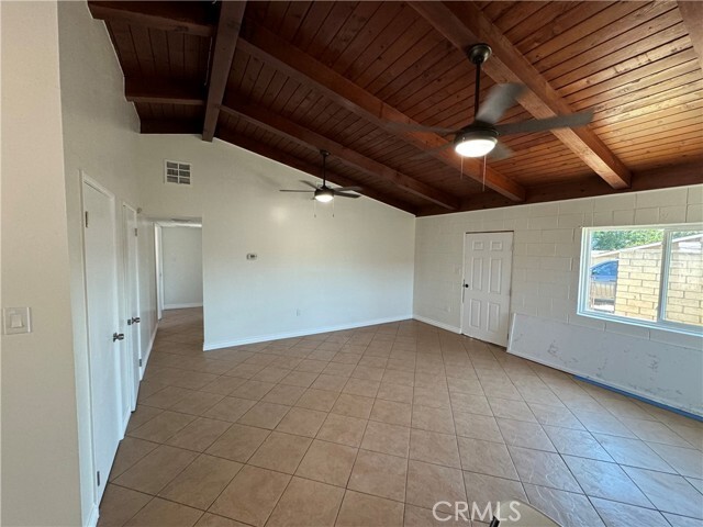 Building Photo - 1624 E La Cadena Dr
