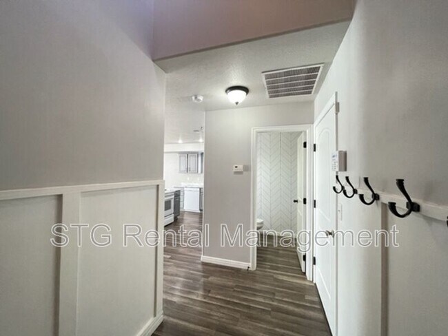 Foto del edificio - 2906 Gemini Meadows Lane