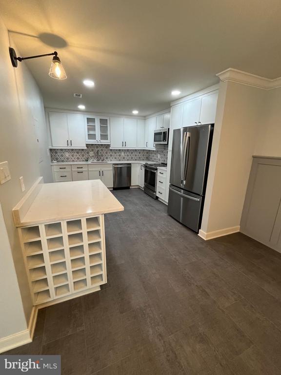 Building Photo - 11430 Strand Dr