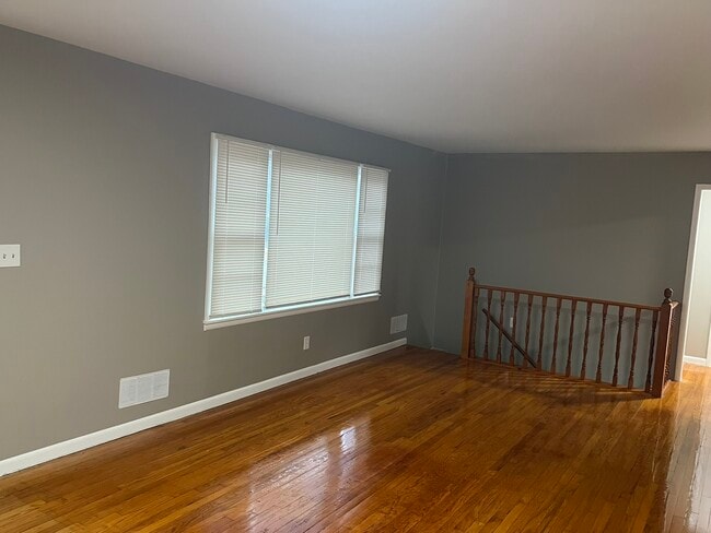 Building Photo - 8818 Kentucky Ave