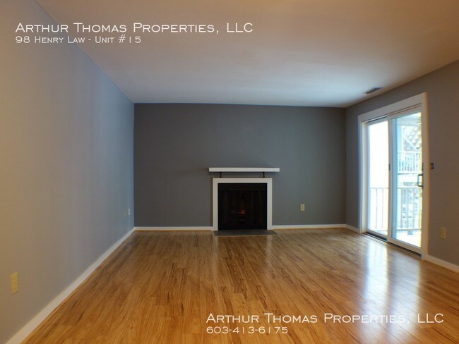 Building Photo - Two Bedroom Condo near Henry Law Park
