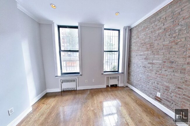 Building Photo - East 50th Street