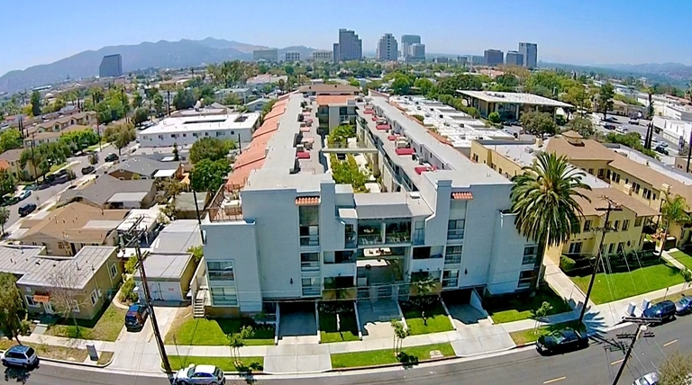 Foto principal - 413 N Adams St