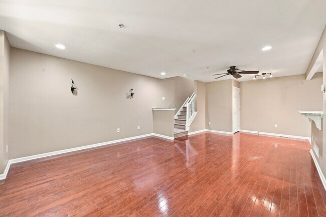 Foto del edificio - 278 Flagstone Rd