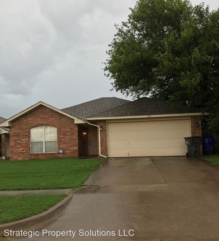 Primary Photo - 3 br, 2 bath House - 1231 Kingston Road