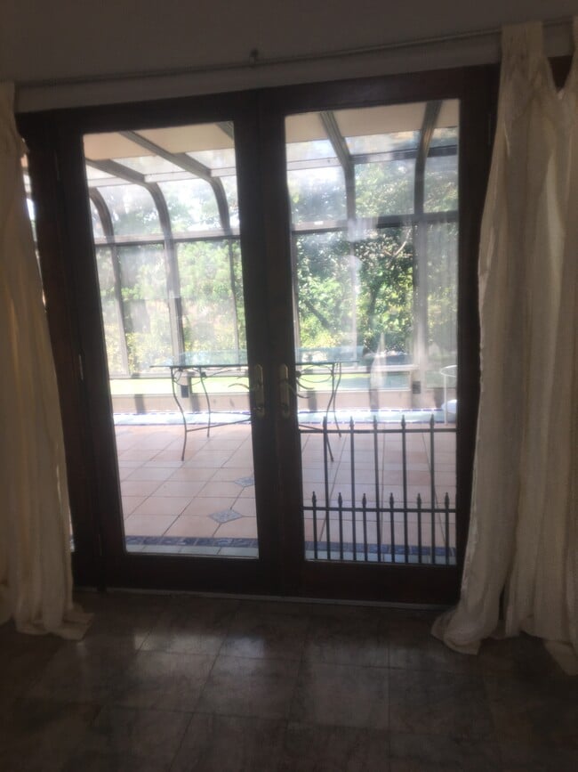 Building Photo - 2308 Canyon View Rd