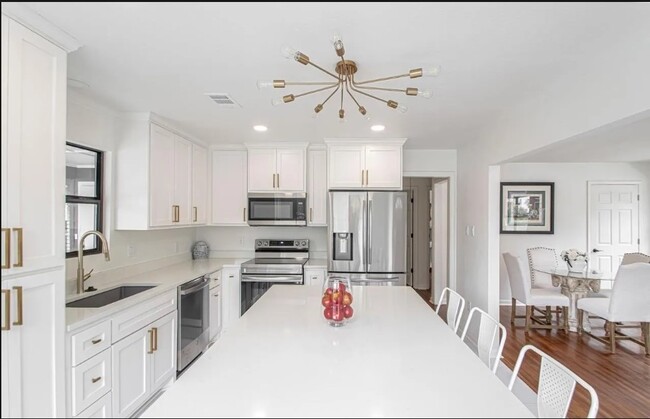 A Unit Kitchen - 2000 S State St