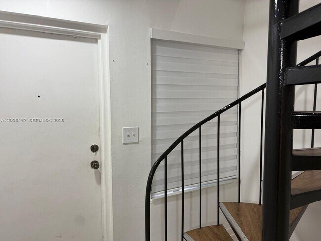 Building Photo - 8305 SW 152nd Ave