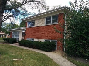 Building Photo - 312 Sunset Dr