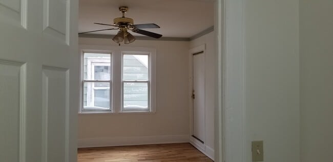 Building Photo - 2222 N Holton St