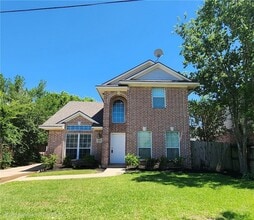 Building Photo - 1604 Park Pl