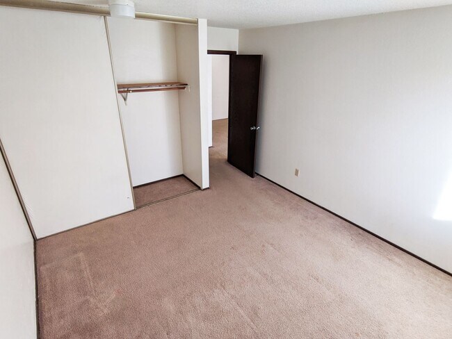Foto del edificio - 1 Bedroom 1 bathroom apartment on the seco...