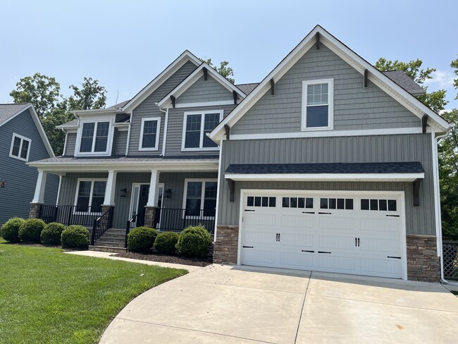 Building Photo - 3242 Barkham Dr