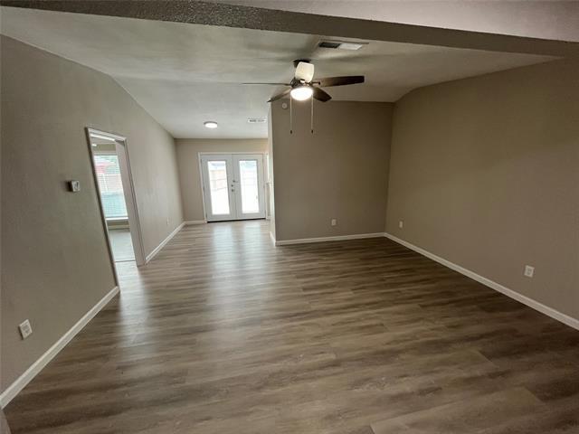 Foto del edificio - 9726 Glengreen Dr