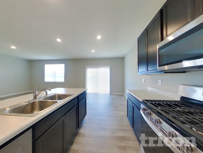 Foto del edificio - 9137 Hemingway Dr