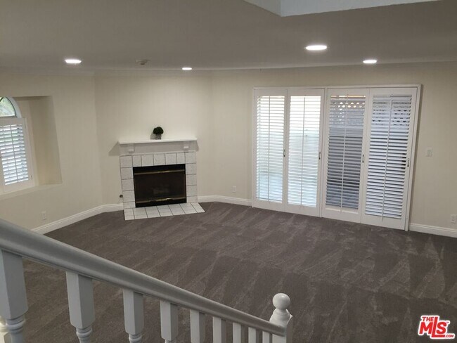 Foto del edificio - 619 N Guadalupe Ave