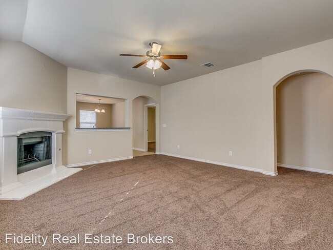 Building Photo - 14917 Falling Springs Blvd