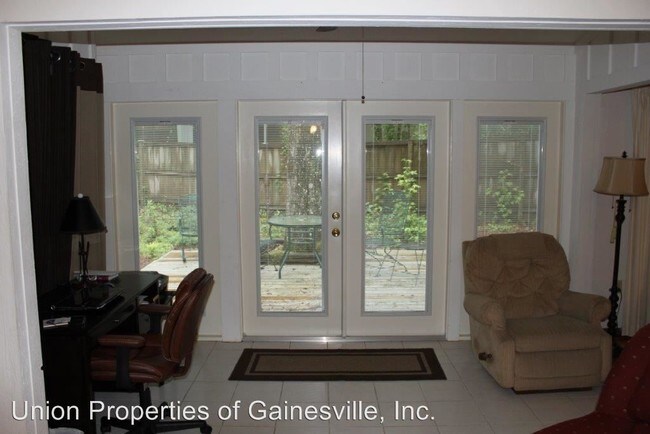 Foto del edificio - 2 br, 2 bath House - 4528 SW 83rd Drive