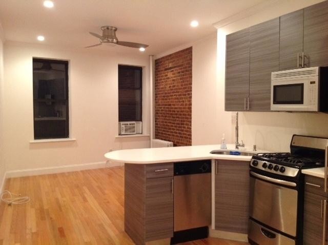 Foto del edificio - 3 bedroom in New York NY 10013